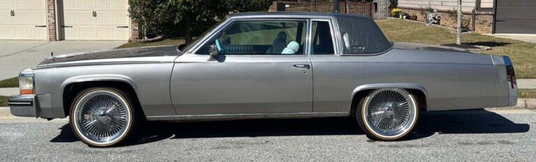 1984 Cadillac Coupe DeVille, Platinum "Paris"