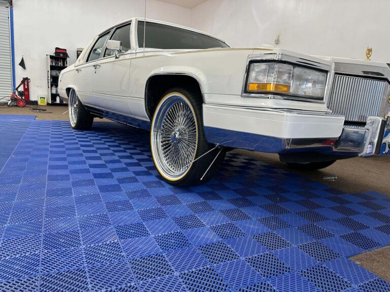1992 Cadillac Brougham D'Elegance, White "Jean"