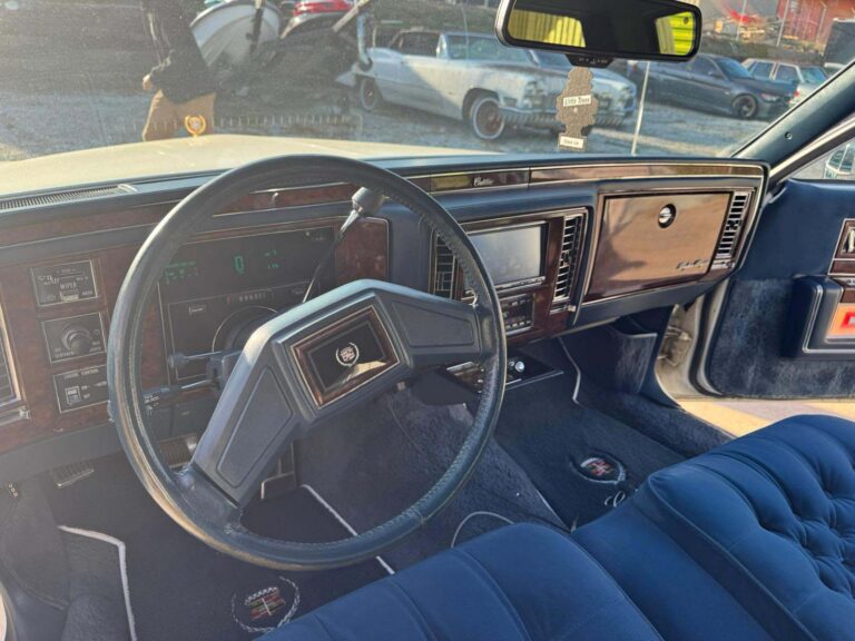 1992 Cadillac Brougham D'Elegance, White "Jean"