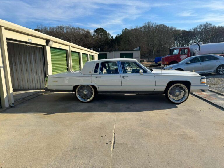 1992 Cadillac Brougham D'Elegance, White "Jean"